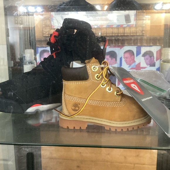 Only worn once - Picture 1 of 1